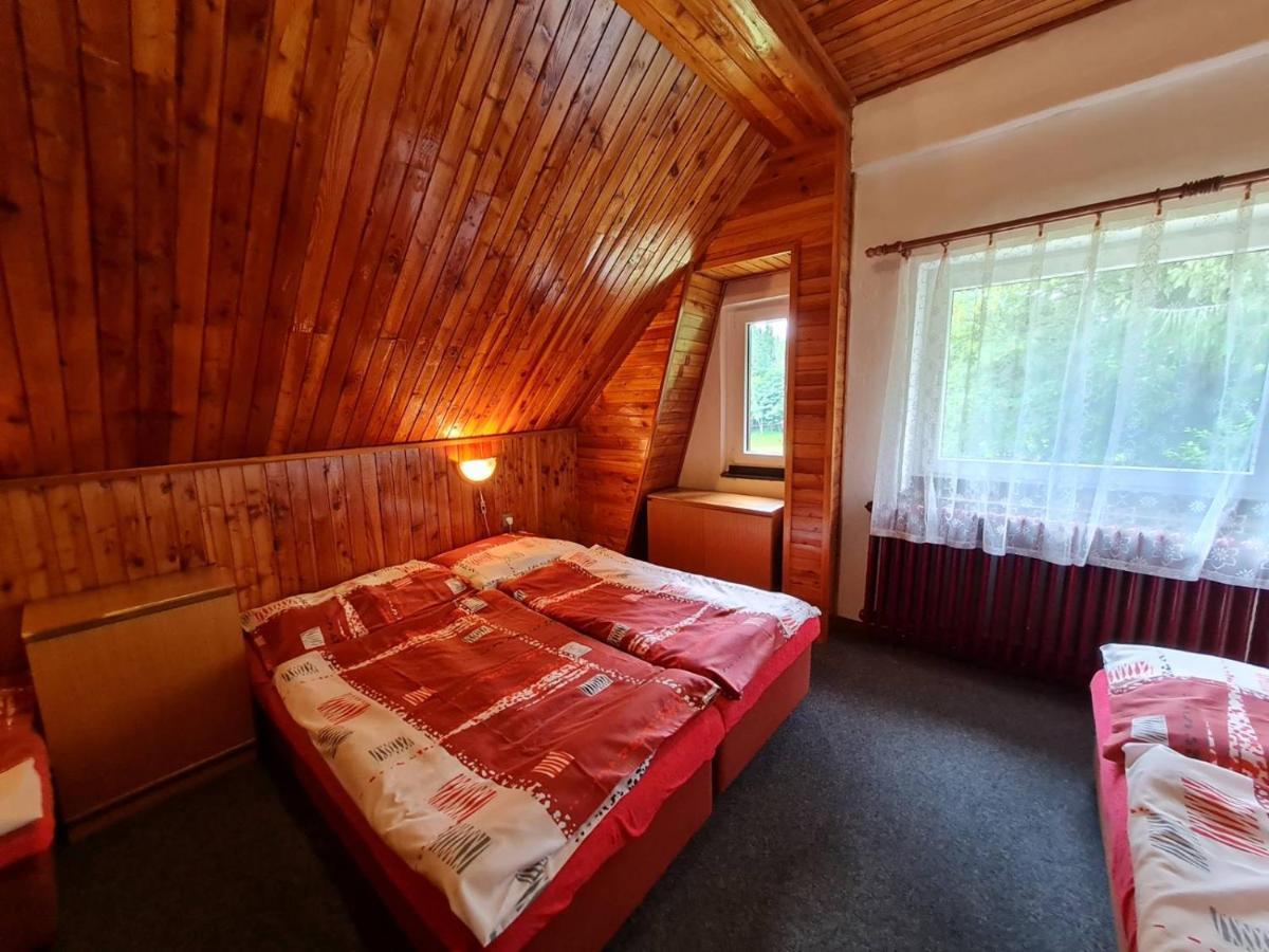 Penzion Na Mytinach Гаррахов Экстерьер фото